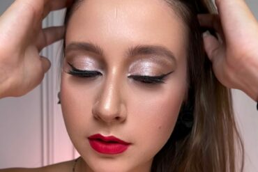 Soft makeup
